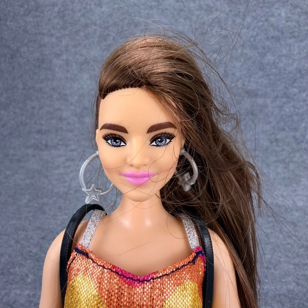 2018 Barbie Fashionistas Doll Rainbow Dress Shine Bright Like the Stars Backpack